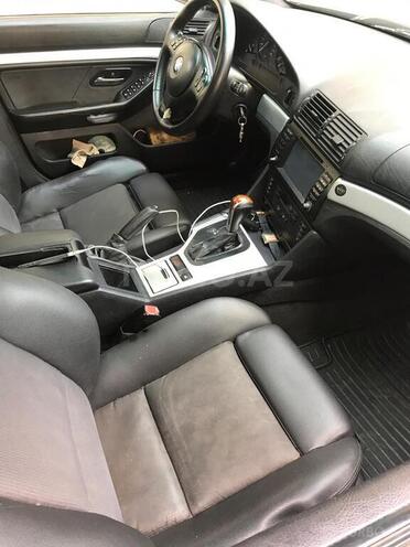BMW 530 2002, 187,800 km - 3.0 л - Sumqayıt