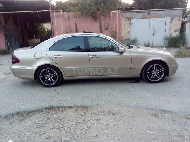 Mercedes E 220 2003, 270,000 km - 2.2 l - Hacıqabul