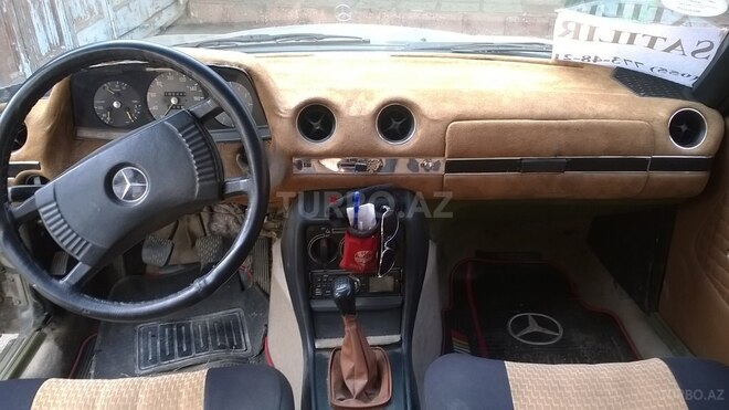 Mercedes E 230 1984, 132,344 km - 2.0 l - Bakı