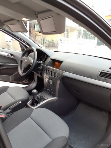 Opel Astra 2005, 200,000 km - 1.3 l - Bakı