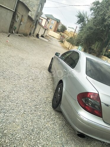Mercedes E 220 2007, 282,000 km - 2.2 l - Bakı