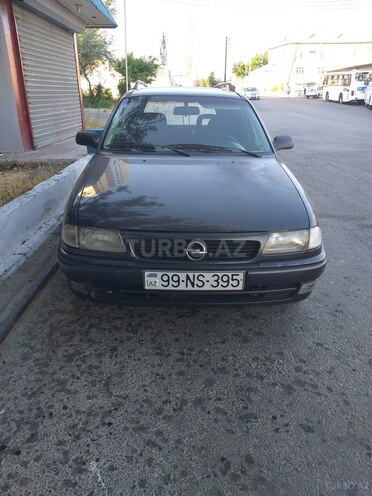 Opel Astra 1996, 387,000 km - 1.6 л - Bakı