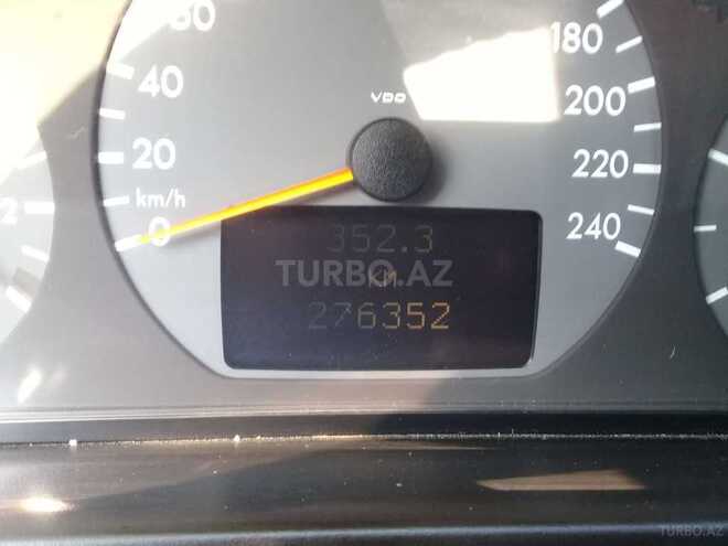 Mercedes E 220 1999, 276,400 km - 2.2 l - Bakı