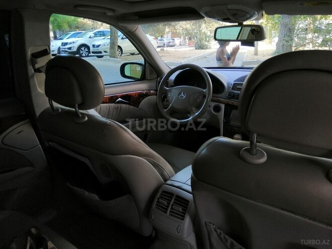 Mercedes E 320 2002, 246,000 km - 3.2 l - Bakı