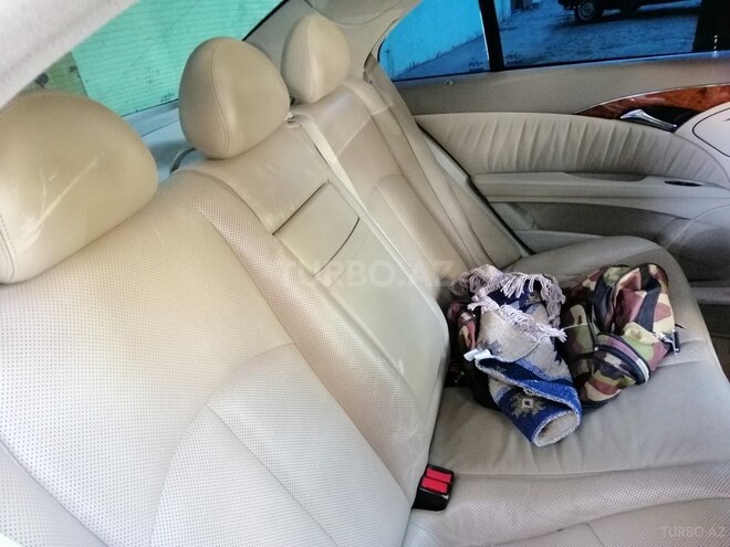 Mercedes E 320 2002, 246,000 km - 3.2 l - Bakı