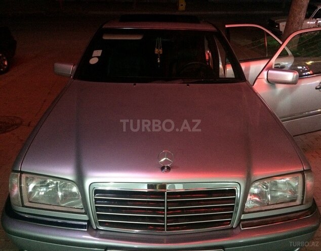 Mercedes C 180 1998, 270,000 km - 0.2 l - Gəncə