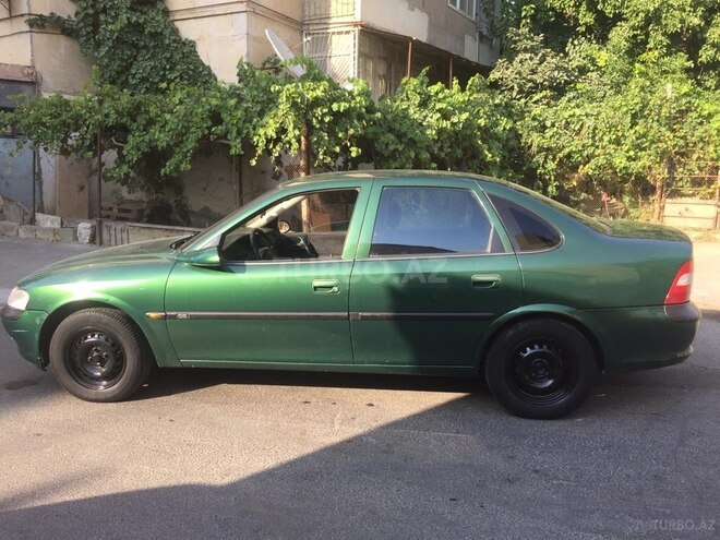 Opel Vectra 1996, 320,000 km - 1.8 l - Bakı