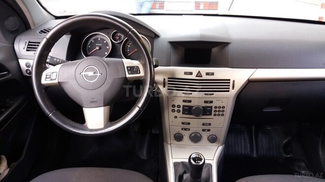 Opel Astra 2008, 220,000 km - 1.9 l - Bakı