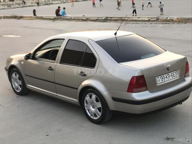Volkswagen Bora 2004, 215,000 km - 1.6 l - Bakı