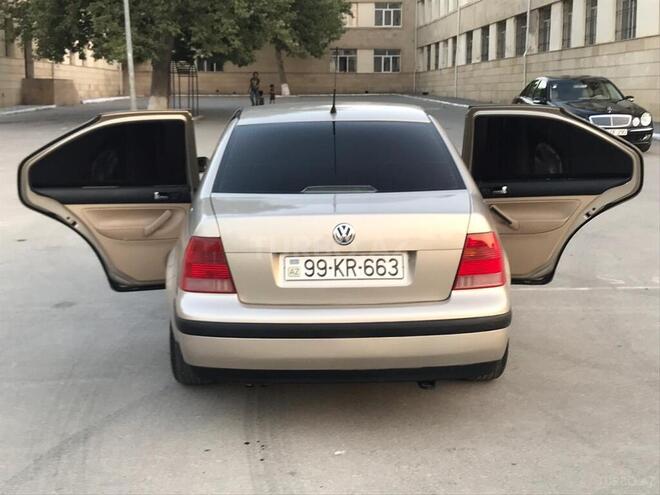 Volkswagen Bora 2004, 215,000 km - 1.6 l - Bakı