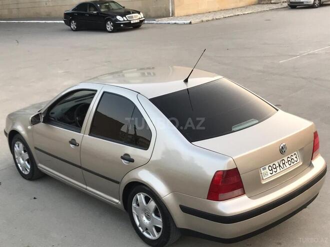 Volkswagen Bora 2004, 215,000 km - 1.6 l - Bakı