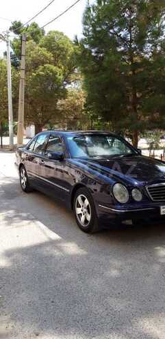 Mercedes E 220 2000, 426,000 km - 2.2 l - Sumqayıt