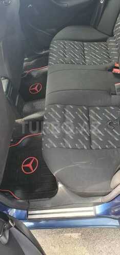 Mercedes C 200 2000, 305,000 km - 2.0 l - Quba
