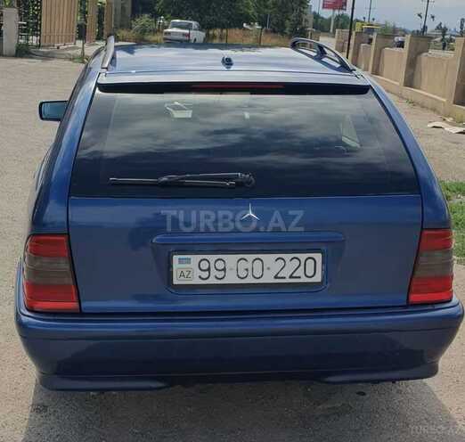 Mercedes C 200 2000, 305,000 km - 2.0 l - Quba