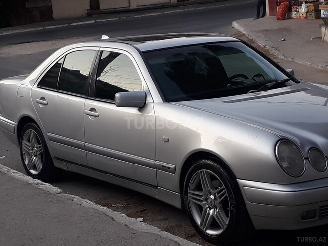Mercedes E 230 1997, 180,000 km - 2.3 l - Sumqayıt
