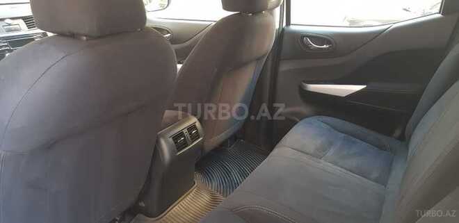 Nissan Navara 2016, 42,000 km - 2.5 l - Bakı
