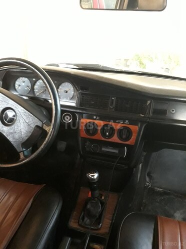 Mercedes 190 1993, 270,000 km - 1.8 l - Bakı