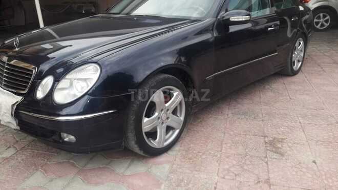 Mercedes E 220 2002, 272,000 km - 2.2 l - Bakı