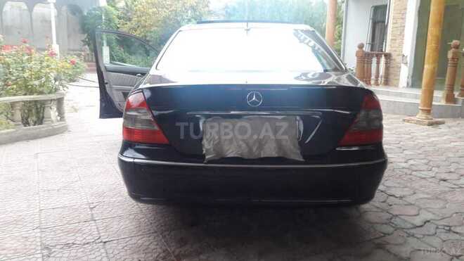 Mercedes E 220 2002, 272,000 km - 2.2 l - Bakı