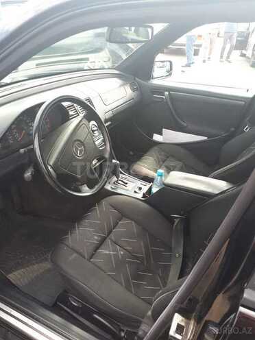 Mercedes C 220 2000, 295,000 km - 2.2 l - Bakı