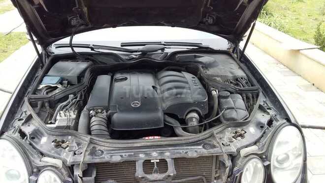 Mercedes E 220 2004, 374,000 km - 2.2 л - Bakı