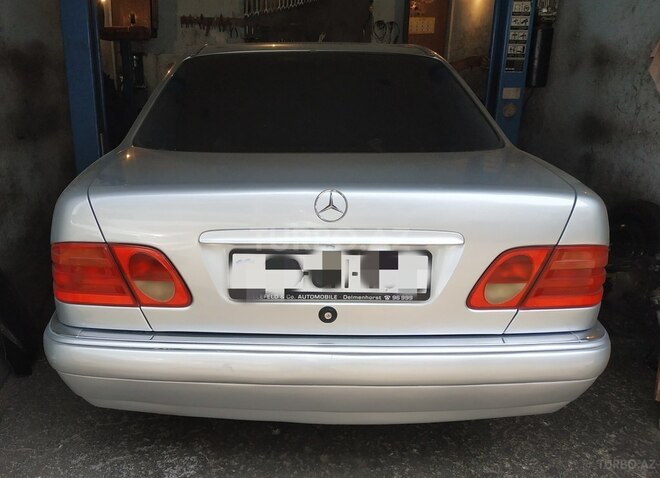 Mercedes E 300 1996, 375,000 km - 3.0 l - Bakı