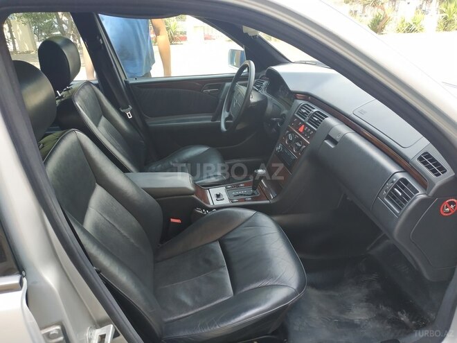 Mercedes E 300 1996, 375,000 km - 3.0 l - Bakı