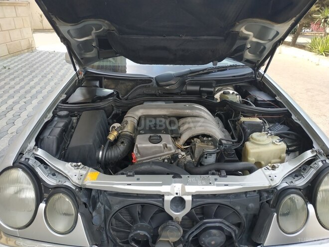 Mercedes E 300 1996, 375,000 km - 3.0 l - Bakı