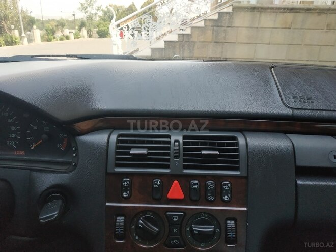 Mercedes E 300 1996, 375,000 km - 3.0 l - Bakı