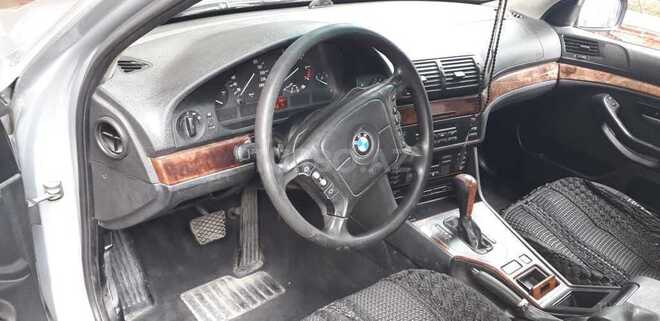 BMW 520 1996, 486,000 km - 2.0 l - Tovuz