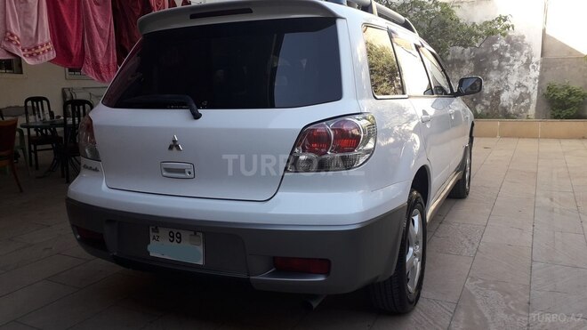 Mitsubishi Outlander 2003, 220,000 km - 2.4 l - Bakı