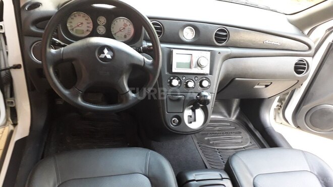 Mitsubishi Outlander 2003, 220,000 km - 2.4 l - Bakı