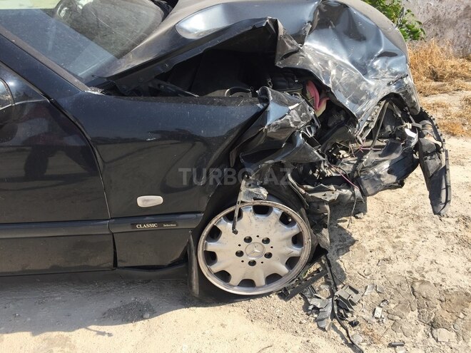 Mercedes C 200 2000, 370,000 km - 0.2 l - Bakı