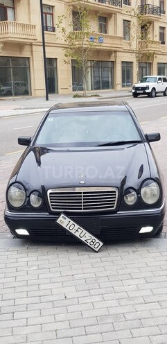 Mercedes E 320 1997, 225,000 km - 3.2 л - Bakı