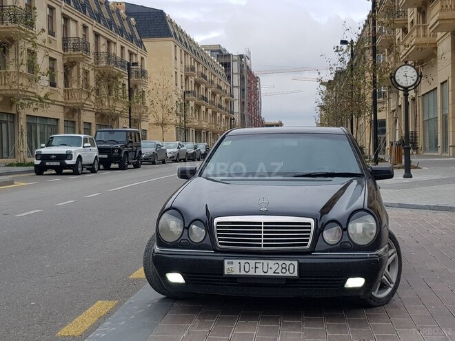 Mercedes E 320 1997, 225,000 km - 3.2 л - Bakı