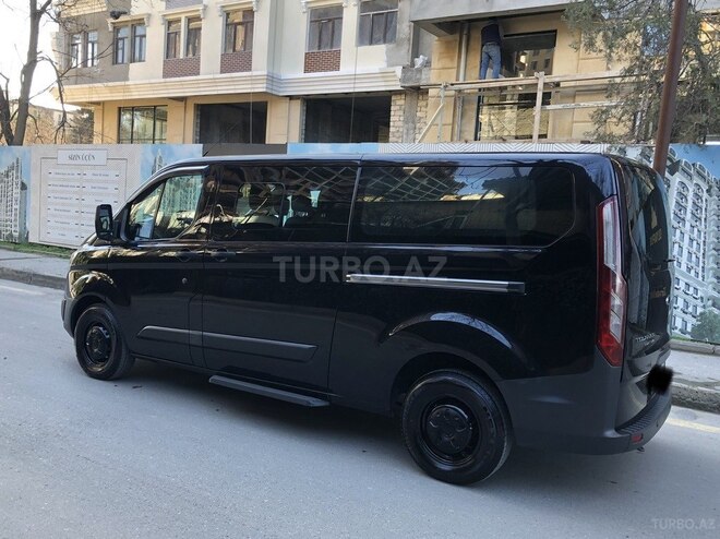 Ford Tourneo Custom 2014, 123,000 km - 2.2 l - Quba