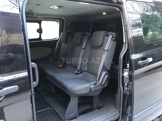 Ford Tourneo Custom 2014, 123,000 km - 2.2 l - Quba