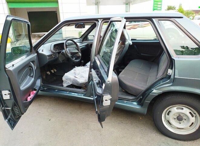 LADA (VAZ) 2115 2010, 136,615 km - 1.6 l - Yevlax