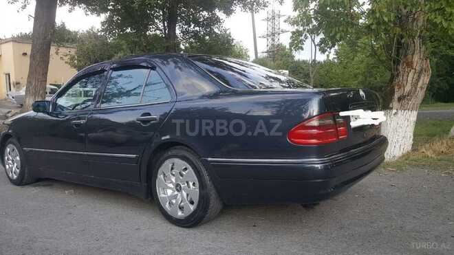 Mercedes E 320 1998, 301,000 km - 3.2 l - Zaqatala
