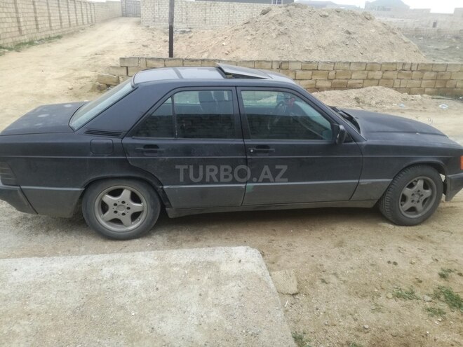 Mercedes 190 1991, 300,452 km - 1.8 l - Sumqayıt