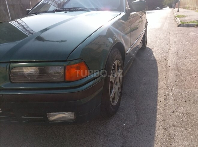 BMW 320 1993, 360,000 km - 2.0 l - Bakı