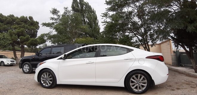 Hyundai Elantra 2015, 82,000 km - 1.8 l - Bakı