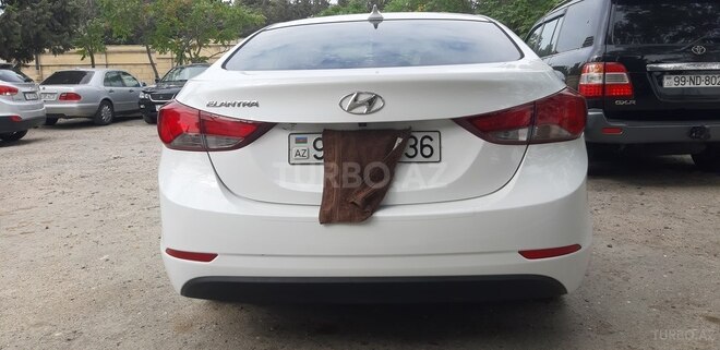 Hyundai Elantra 2015, 82,000 km - 1.8 l - Bakı