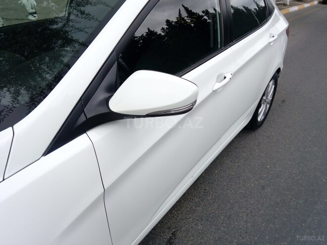 Hyundai Accent 2012, 131,000 km - 1.6 l - Sumqayıt