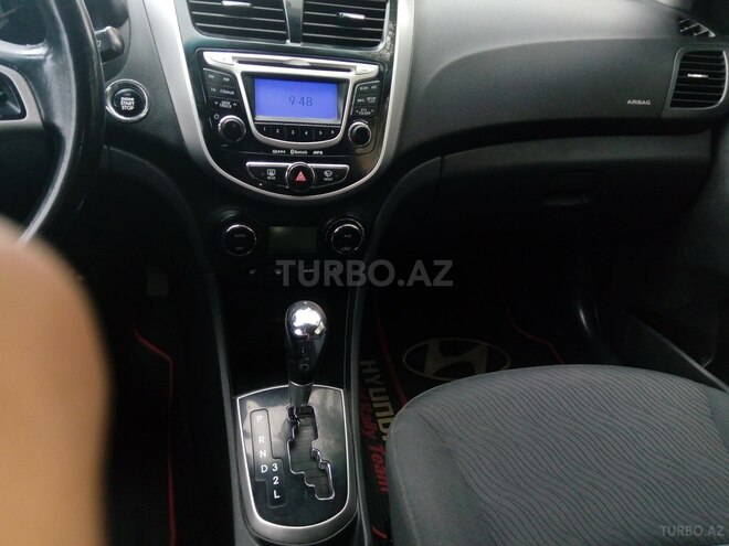 Hyundai Accent 2012, 131,000 km - 1.6 l - Sumqayıt