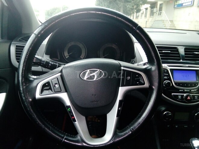 Hyundai Accent 2012, 131,000 km - 1.6 l - Sumqayıt