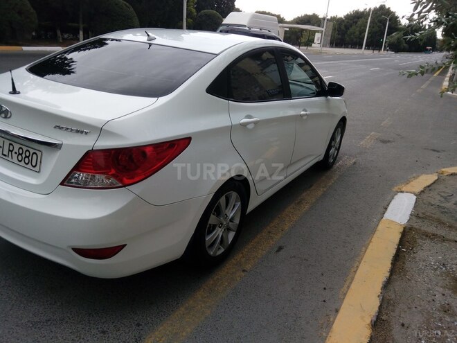 Hyundai Accent 2012, 131,000 km - 1.6 l - Sumqayıt
