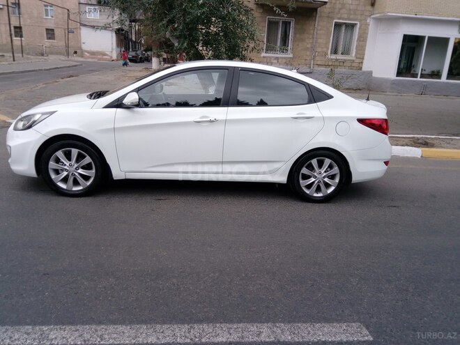 Hyundai Accent 2012, 131,000 km - 1.6 l - Sumqayıt