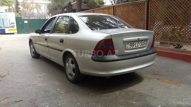 Opel Vectra 1998, 296,585 km - 1.6 l - Bakı