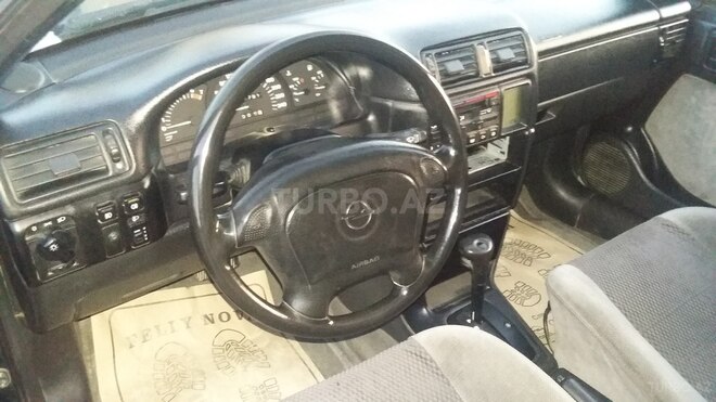 Opel Vectra 1994, 28,000 km - 0.2 л - Bakı